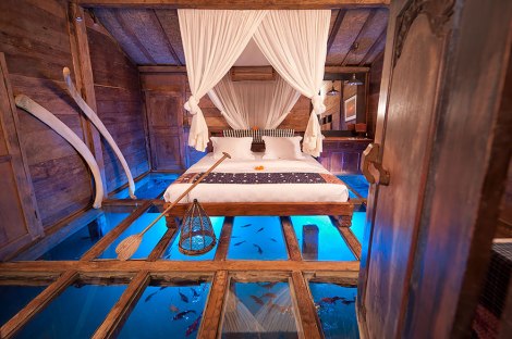 unusual-themed-hotels-13__880